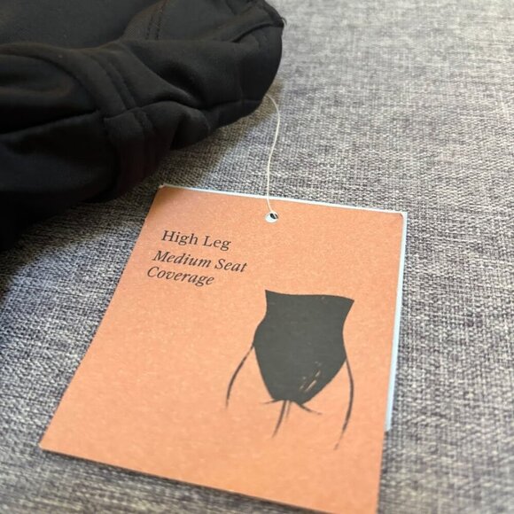 High Leg Balconette Underwire One Piece Swimsuit - Shade & Shore XS (0-2) - Picture 6 of 9